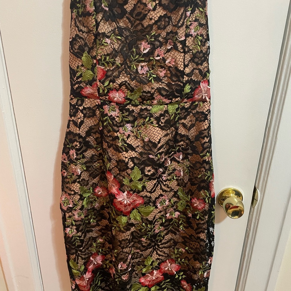 Lulu's Black Floral Strapless Dress